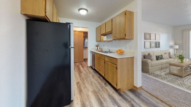 Building Photo - River Ridge Apartments