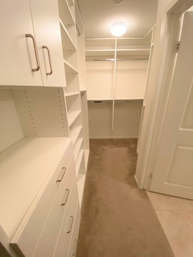 Building Photo - Executive 2-Bedroom Condo in the Prestigious South Bay 360 Community