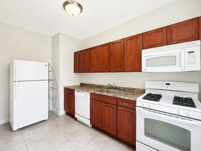 Building Photo - 333 Fairmount Ave