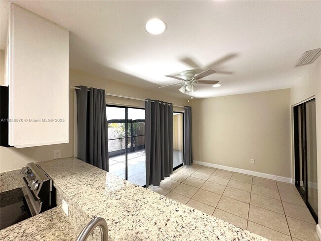 Building Photo - 6731 Kingsmoor Way