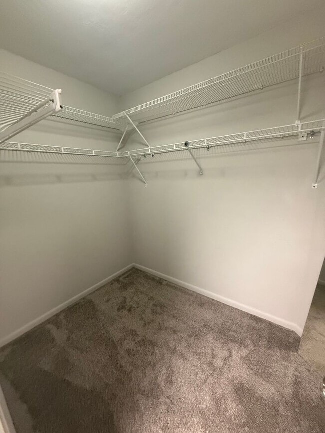 Building Photo - Classic Comfort in Rainbow Springs Country Club Estates