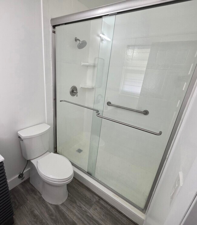 Building Photo - 718 Whippoorwill Ln