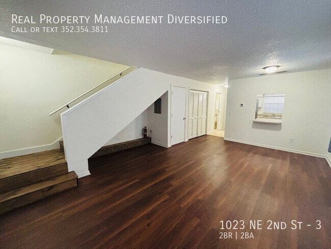 Building Photo - 1023 NE 2nd St