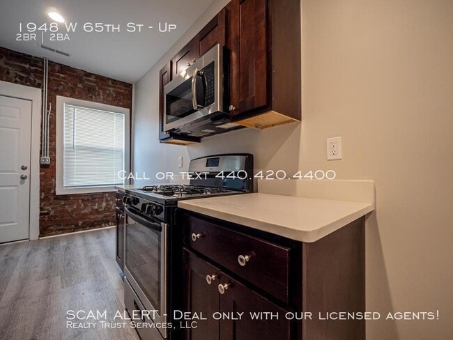 Building Photo - 1956 W 65th St