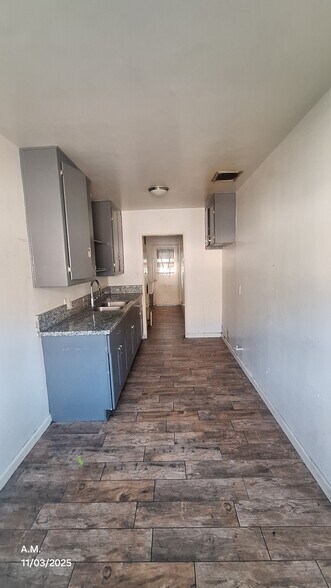 Building Photo - 4037 W El Segundo Blvd