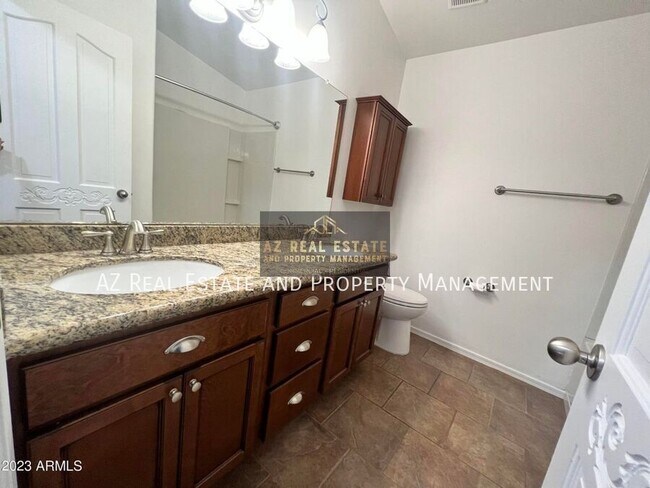 Building Photo - 7524 W Tonto Dr