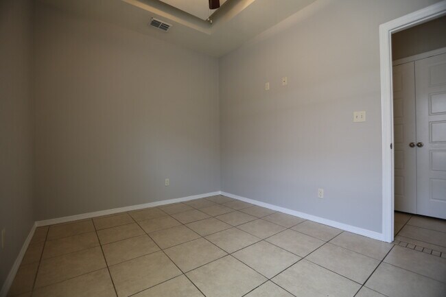 Building Photo - 4618 N Ebony St