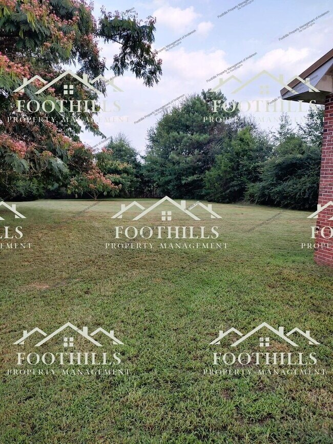 Building Photo - 122 Smith Dr
