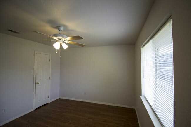 Building Photo - 5208 Whiting Way