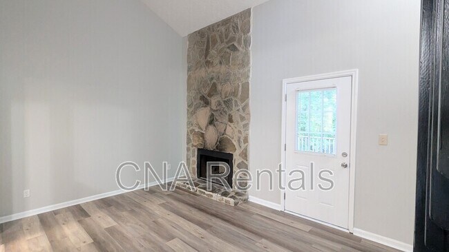 Building Photo - 1725 Wynndowne Trail