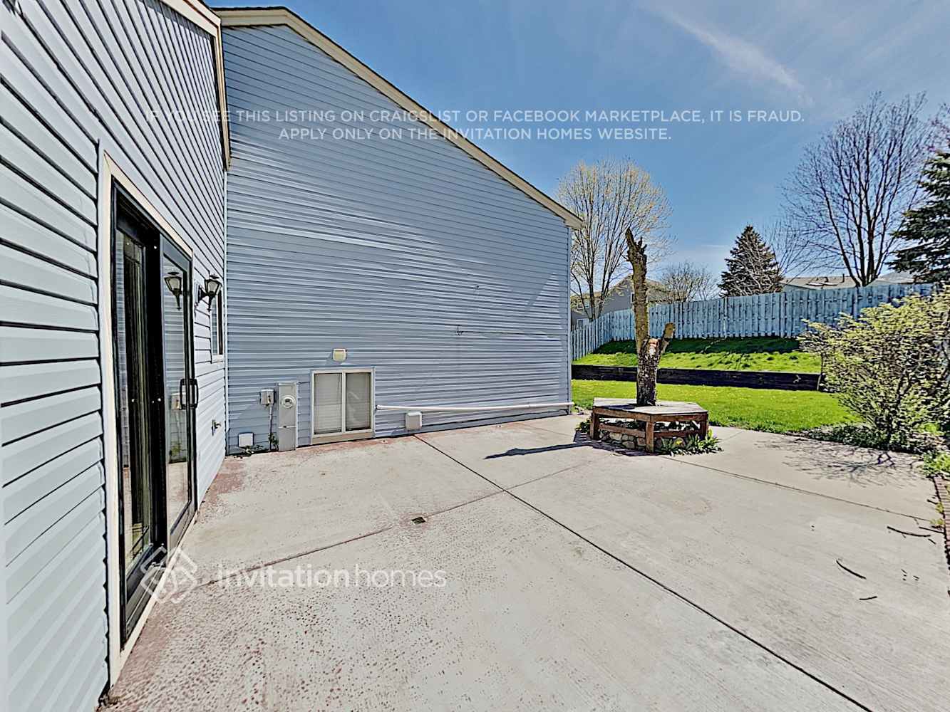 Building Photo - 671 Dover Dr