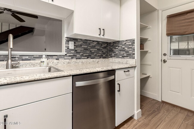 Building Photo - 3136 N 38th St