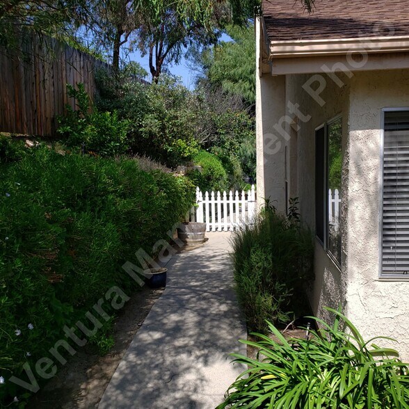 Building Photo - 6802 Chapman Pl