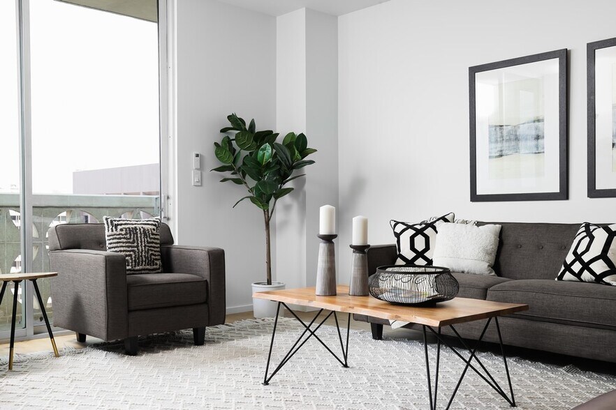 Living space - 1801 Lavaca St