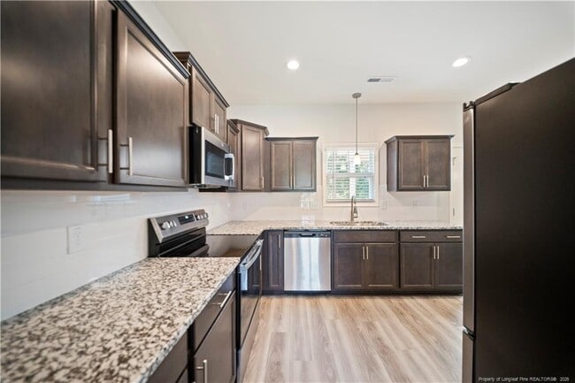 Building Photo - 87 Onslow Ct