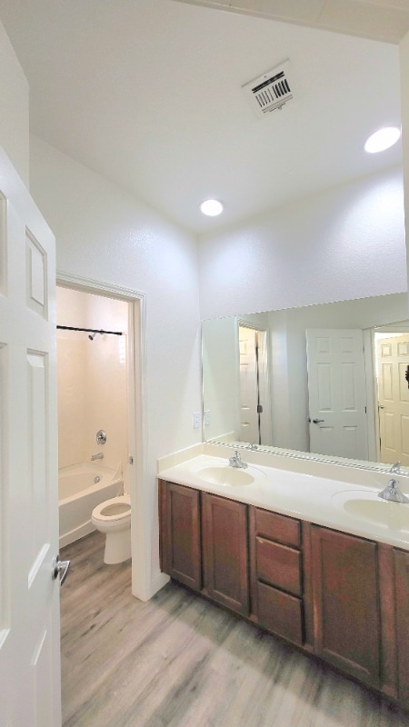 Building Photo - 3879 N Mayfield Ranch Rd