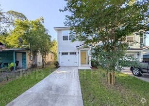 Building Photo - 8730 Free Ave