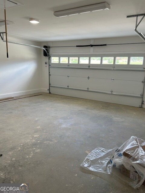 Building Photo - 107 Freedoms Wy