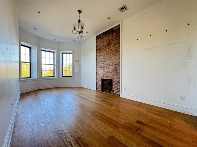 Building Photo - 7 bedroom in BROOKLYN NY 11213
