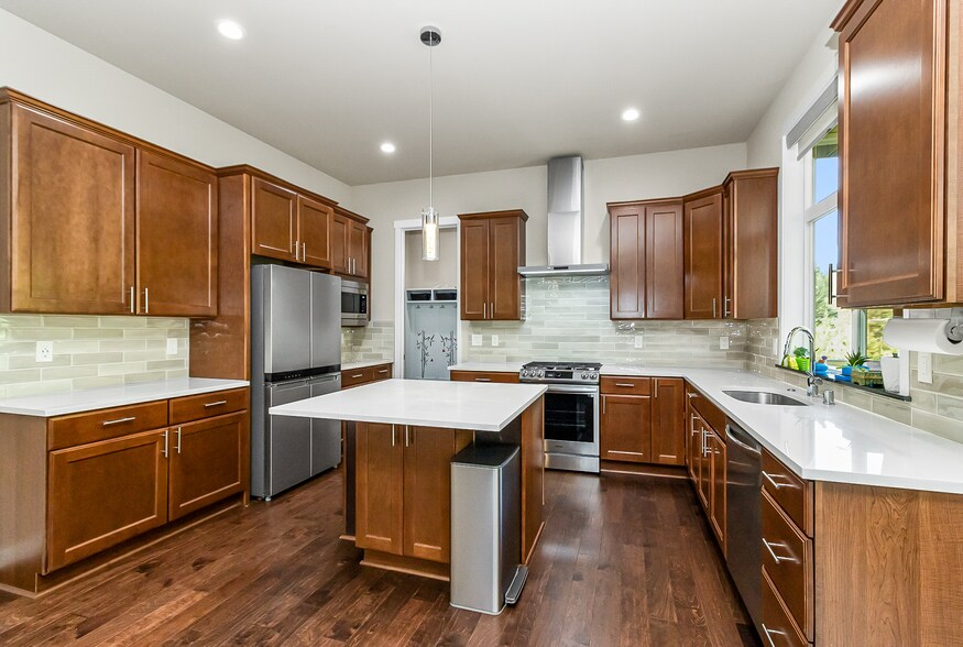 Building Photo - 15312 NE Woodland Pl