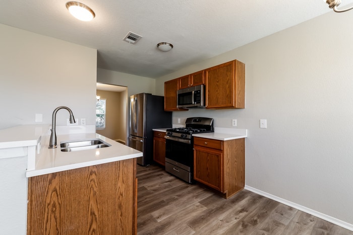 Building Photo - 2323 Emory Knoll Dr