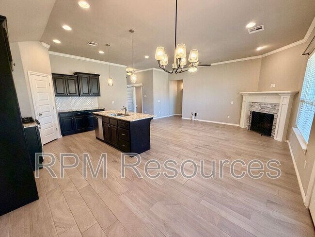 Building Photo - 3809 Brougham Way