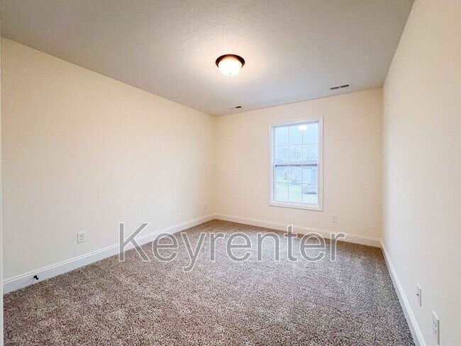 Building Photo - 6025 Memory Hill Ln