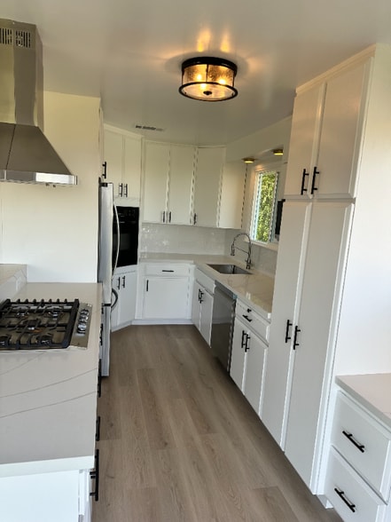 Building Photo - 2142 Van Karajan Dr