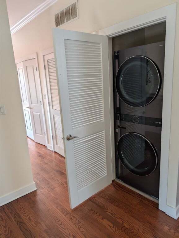 Building Photo - Incredible Humboldt Park Penthouse 2b/2b