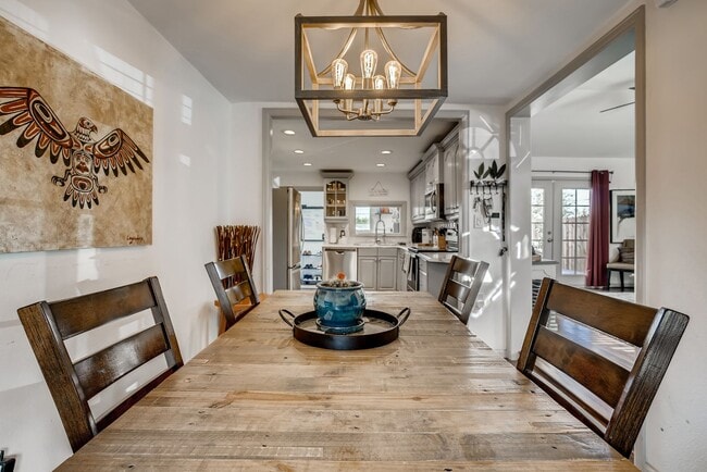 Building Photo - Updated Edgewater Home with Backyard Oasis