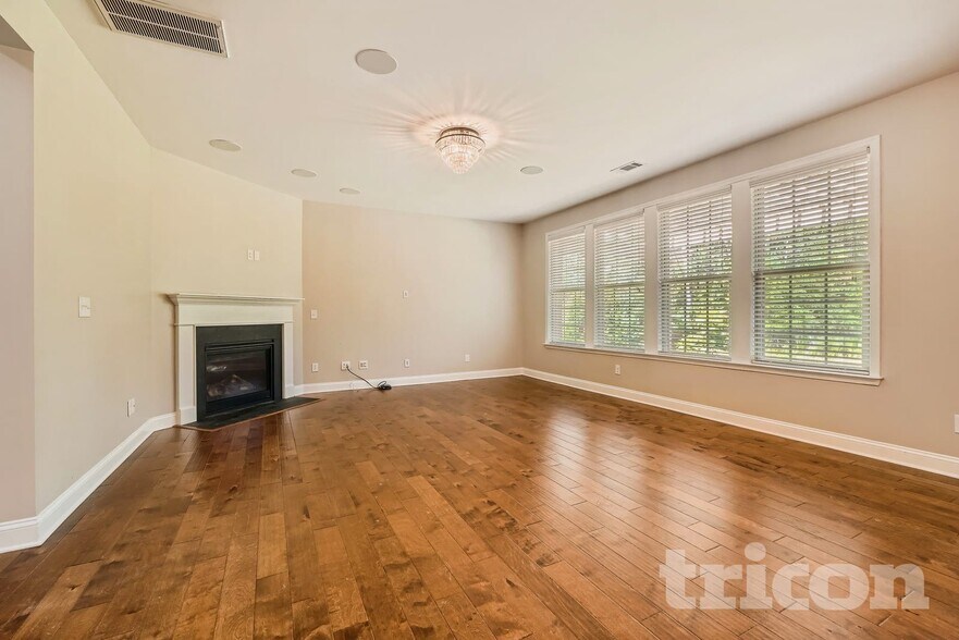 Building Photo - 13720 Laughing Gull Dr