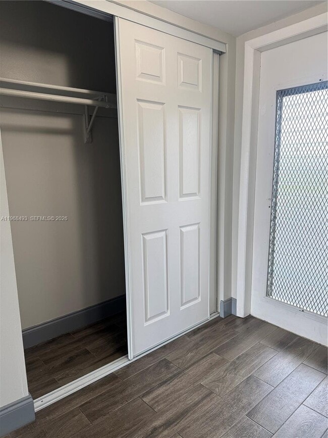 Building Photo - 8515 Sunrise Lakes Blvd