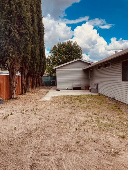 Building Photo - 15133 Ryhiner Ln