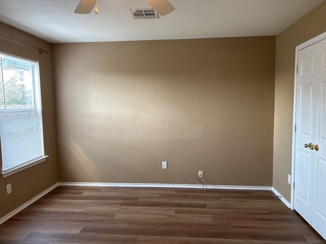 Building Photo - 4402 Golden Gate Dr