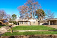 Building Photo - 3174 Beauchamp Dr