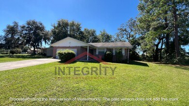 Building Photo - 3 Bed/ 2 Bath in Orange Park, FL