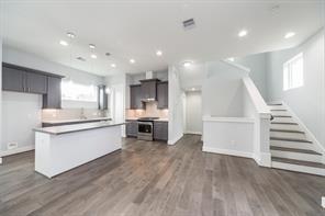 Building Photo - 3722 Robertson St