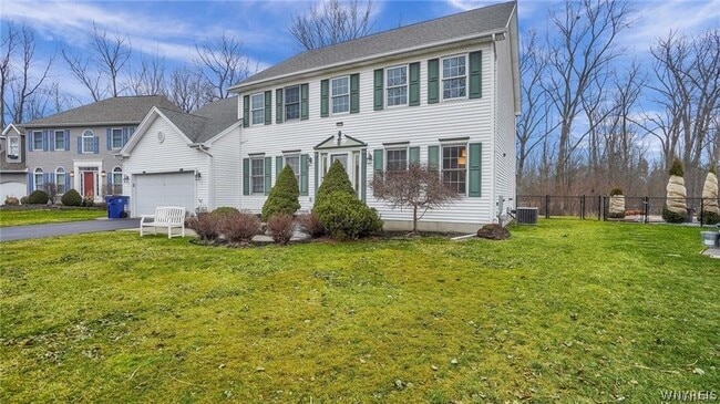 Building Photo - 83 Huntingwood Dr