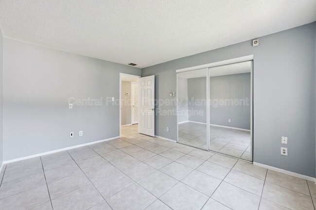 Building Photo - 116 Springwood Cir