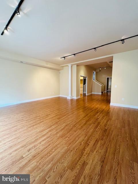 Building Photo - 338 N Charles St