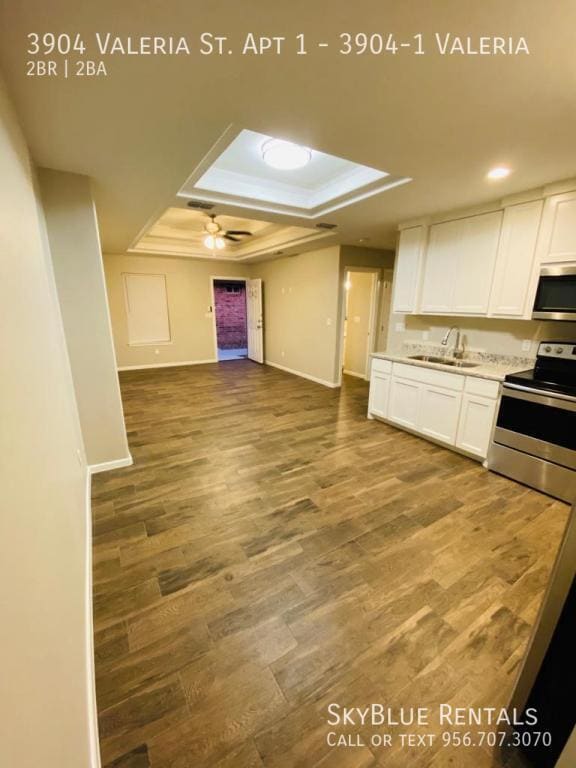 Building Photo - 3904 Valeria St