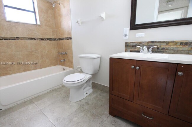 Building Photo - 650 NW 114th Ave