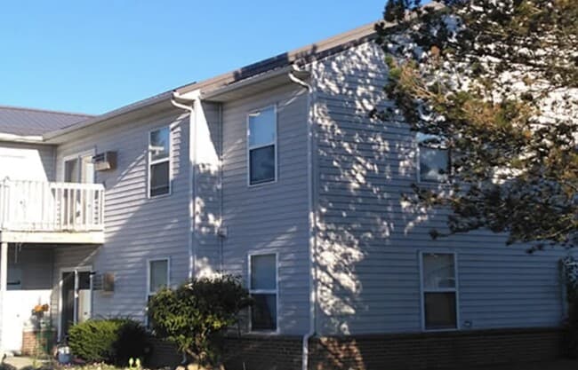 Building Photo - 107 Chapel Ln