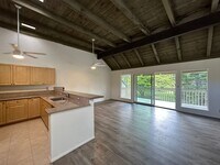 Building Photo - Upgraded 3 bedroom/2 bath townhome at Yach...