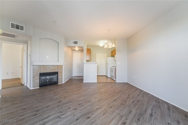 Building Photo - 7123 S Durango Dr