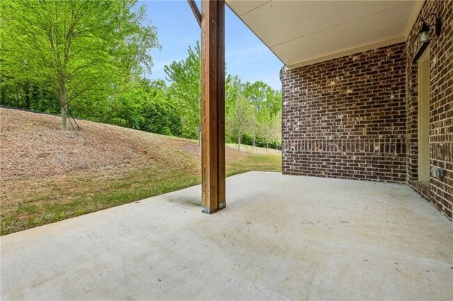 Building Photo - 687 Avondale Creek Dr.