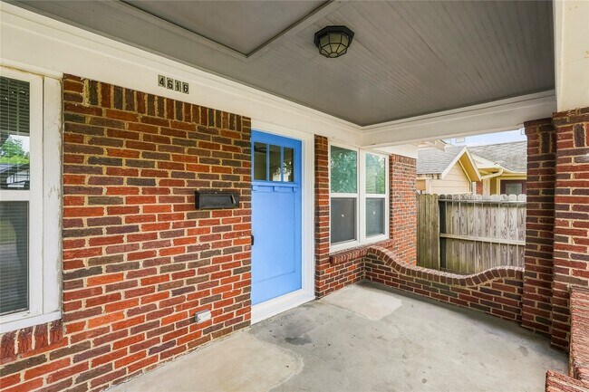 Building Photo - 4616 Clay St
