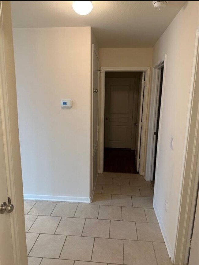 Building Photo - 20139 Linden Spruce Ln