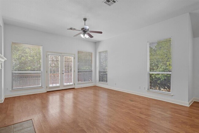 Building Photo - 151 Courtland Cir