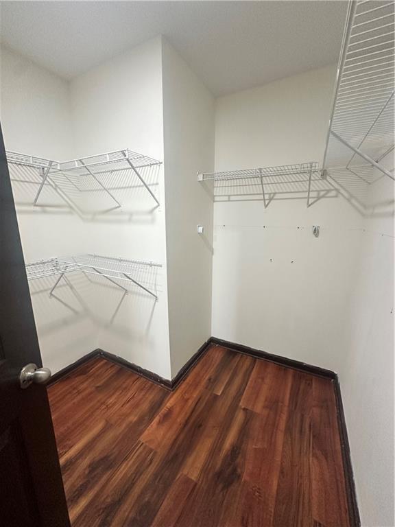 Building Photo - 186 Bellewood Oak Dr